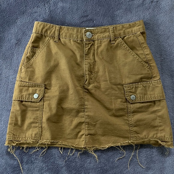 BDG Tan Mini Skirt - Picture 4 of 4